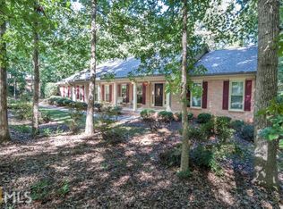335 Countryside Dr, McDonough, GA