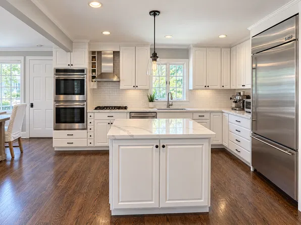 51 Hartman Rd, Newton, MA 02459