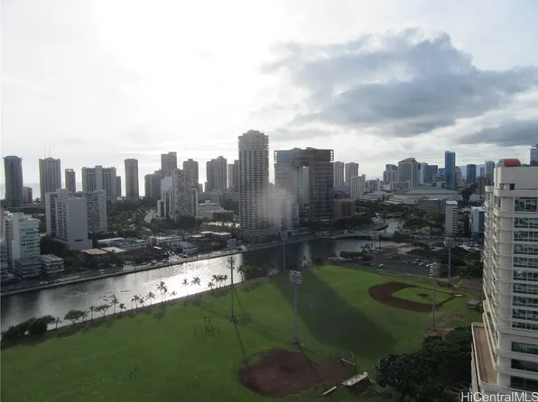 2333 Kapiolani Blvd APT 2412, Honolulu, HI 96826