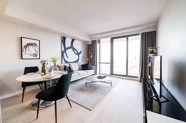 Rented by E Realty International Corp | media 5