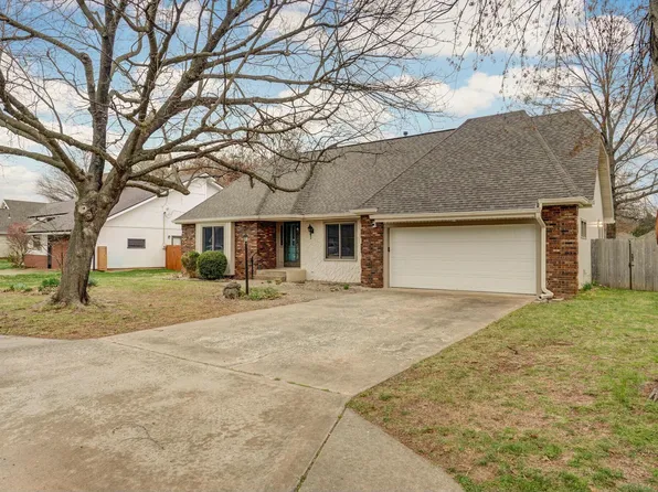 5430 S Elmira Avenue, Springfield, MO 65810