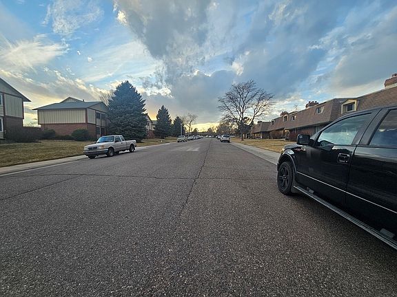 5th image of 7722 W Glasgow Pl
