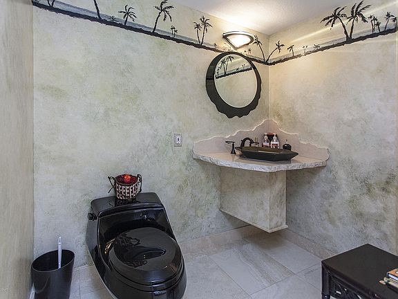 4th image of 2200 N Atlantic Ave #Penthouse 2101