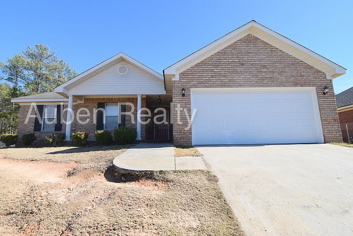 1st image of 3016 Breeze Hill Dr