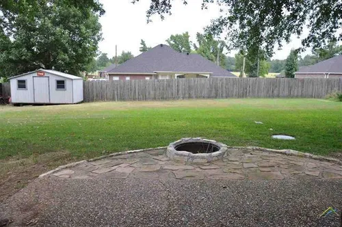 222 Wendy Dr Photo 1