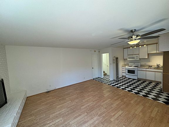3rd image of 41 La Verne Ave #B
