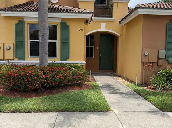 994 NE 42nd Ter, Homestead, FL 33033