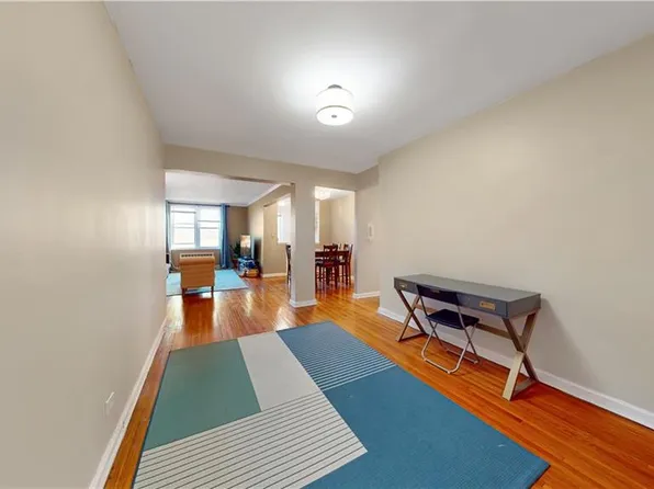 9707 Fourth Avenue image 7 of 17