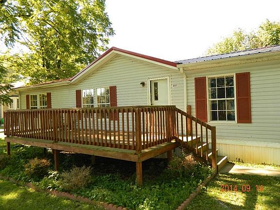 3rd image of 461 Clarence Dr