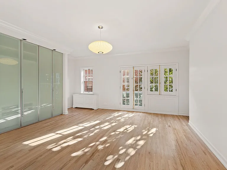 687 Greenwich St #1 — Photo 6
