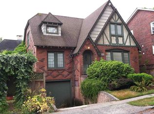 2115 NE Park Rd, Seattle, WA 98105