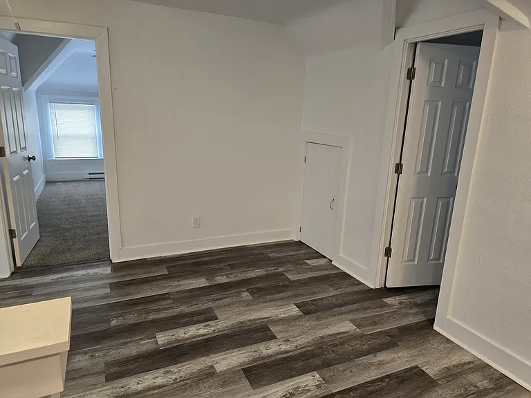 1564 E 82nd St #3 — Photo 18