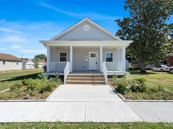 526 State St, Dupo, IL 62239