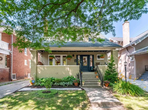 1025 Beaconsfield Ave, Grosse Pointe Park, MI 48230