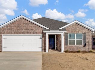 75 Pine St, Byhalia, MS 38611