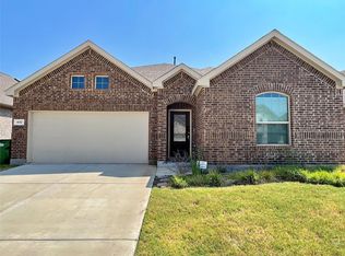 432 Holt Ln, Fate, TX 75087