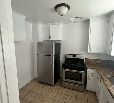 2nd image of 3707 Sawtelle Blvd #3707