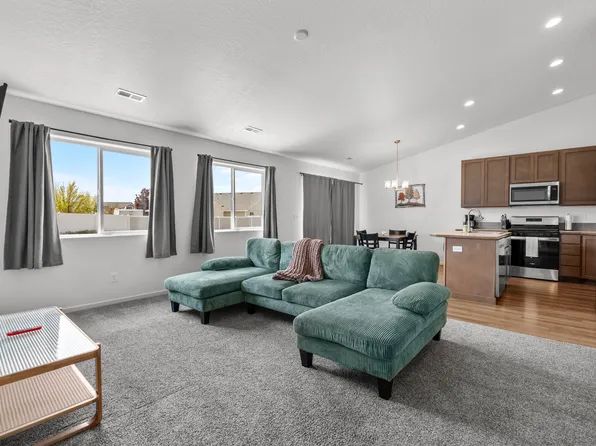 320 S Treeline St, Airway Heights, WA 99001