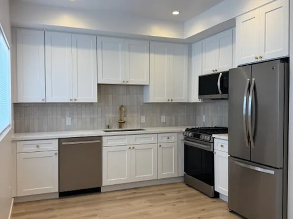 3765 Promontory St #3765, San Diego, CA 92109