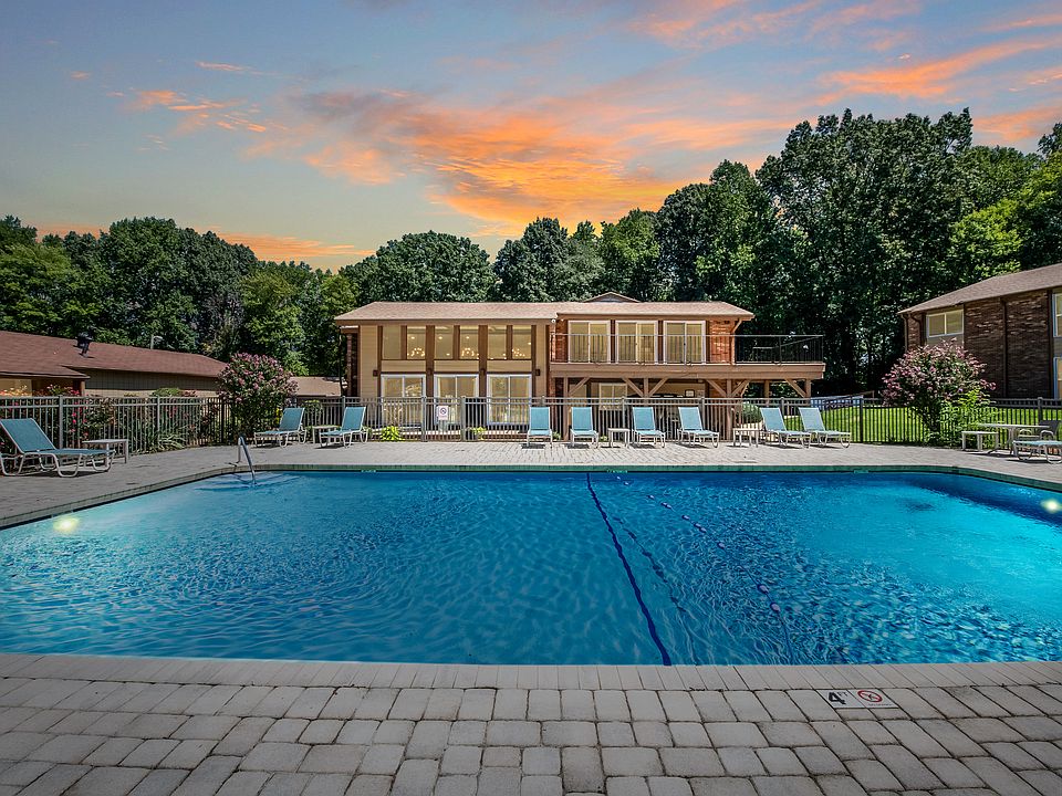 Swimming Pool at Enclave at North Point in Winston-Salem, NC