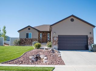 2126 E Ravine Rd, Enoch, UT 84721