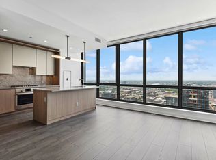 164 N Peoria St #2205, Chicago, IL 60607