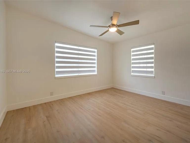 809 NE 17th Ave #4 — Photo 12