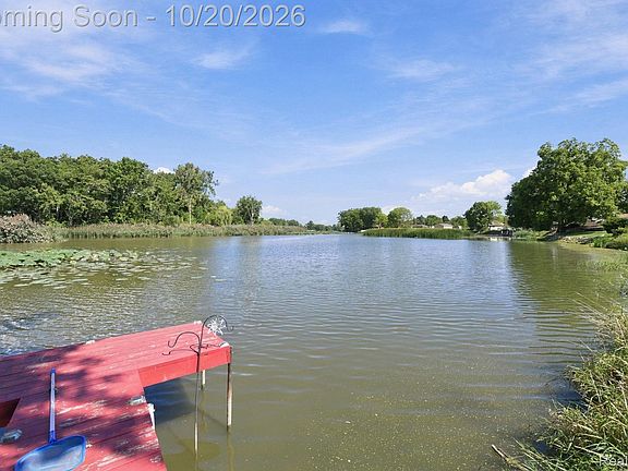 4th image of 6239 Grandview Dr