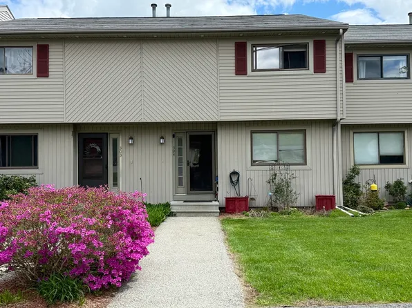 28 Southbridge Rd Unit 304, Charlton, MA 01507