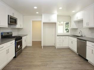 18615 Community St, Northridge, CA 91324