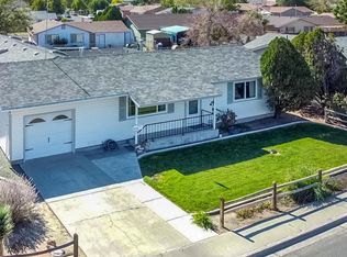 921 Warwick Ave, Fallon, NV 89406