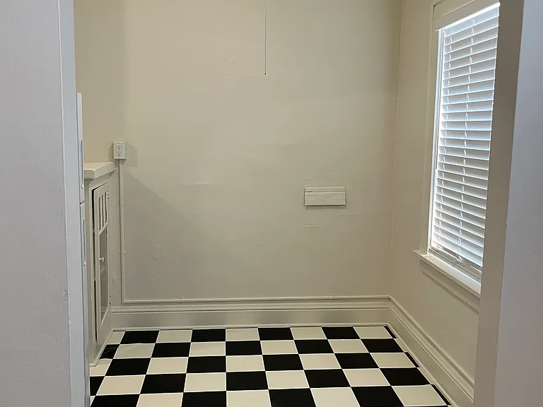 2455 NW Quimby St #A — Photo 10