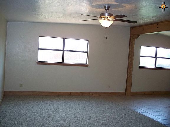 4th image of 221 Circle Dr