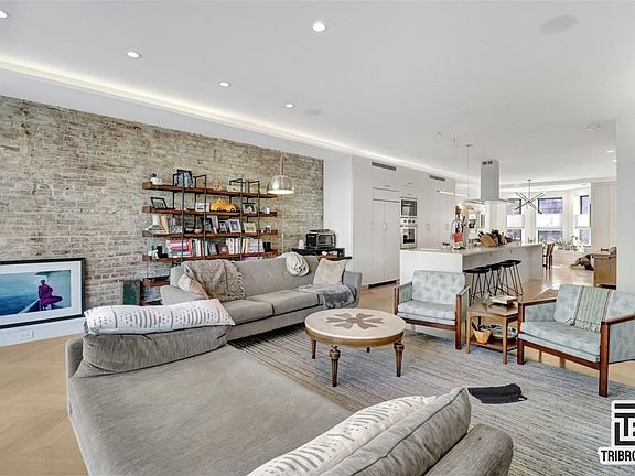 2nd image of 135 Engert Ave #1F