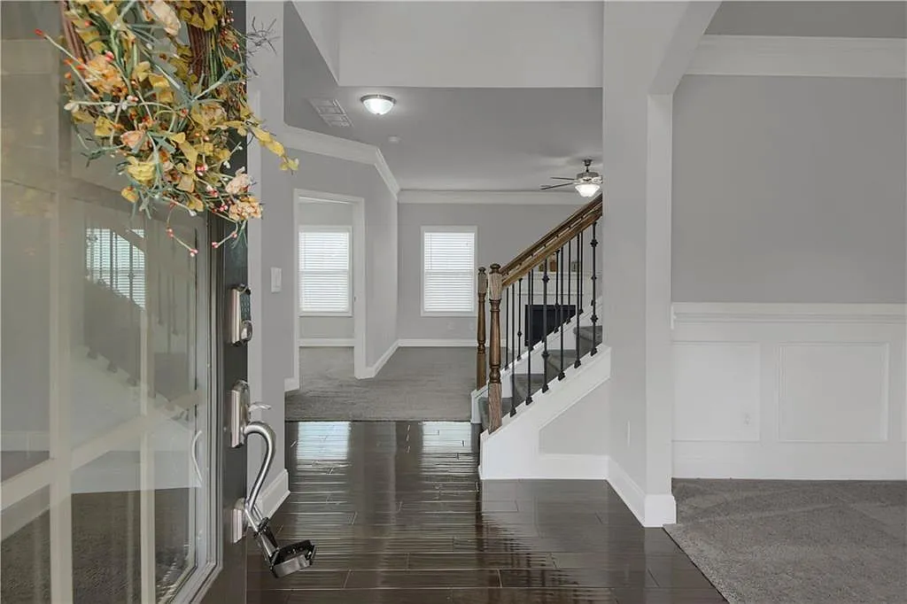 5 bed, 3.0 bath, 2746 sqft, $3,200 — Photo 4