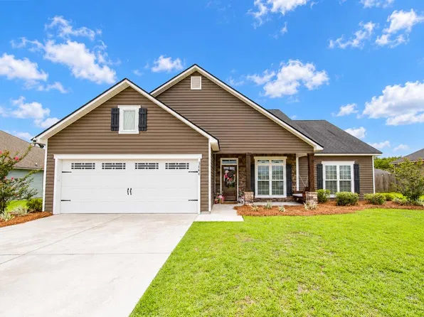 3868 Karaline Cir, Valdosta, GA 31605