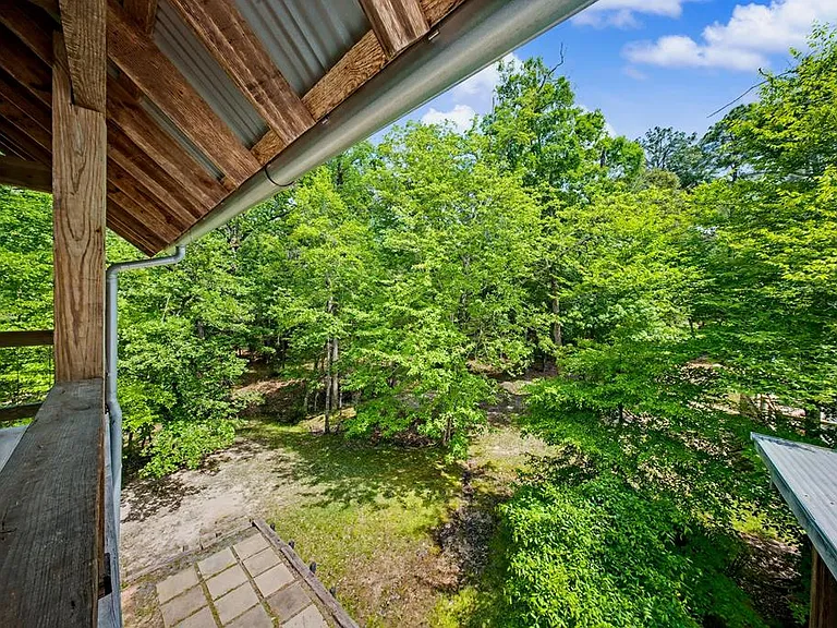 160 Delcrest Dr — Photo 36