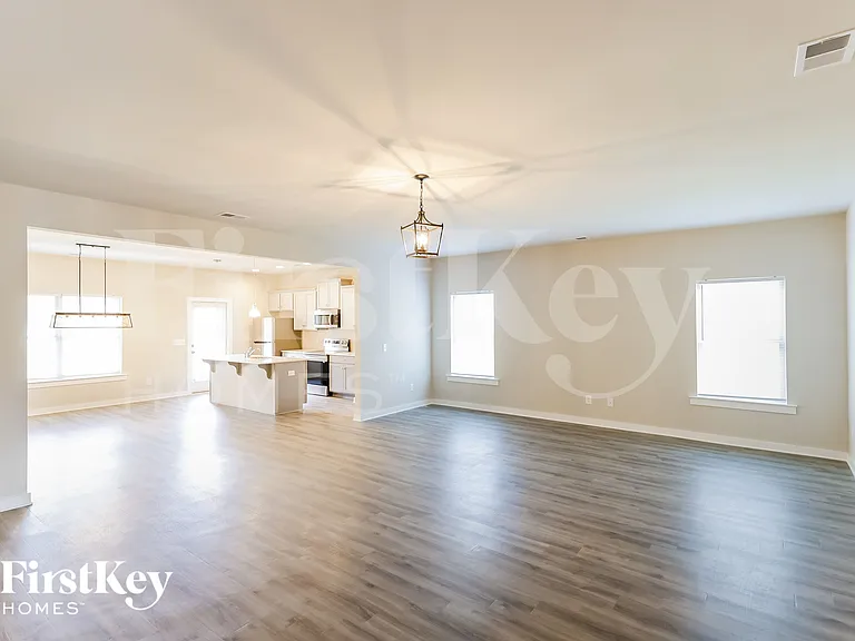 40 County Road 1701 — Photo 3