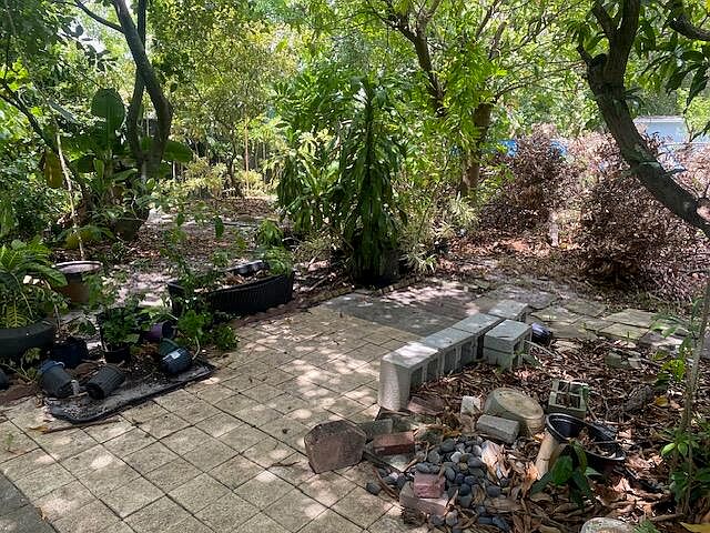1st image of 425 NW 7TH