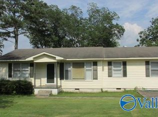 905 Marjorie St, Boaz, AL 35957