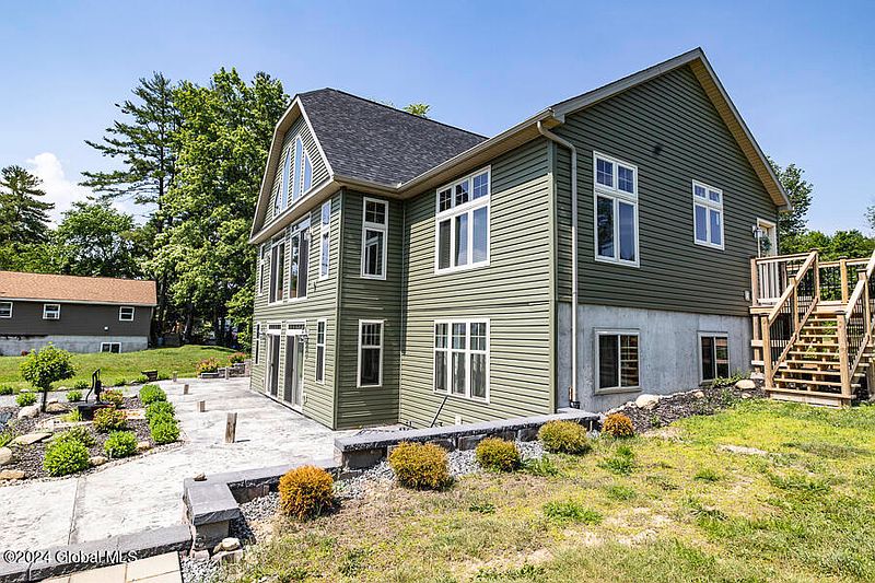 2nd image of 116 Mallard Avenue