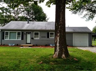 2400 Queen Ridge Dr, Independence, MO 64055