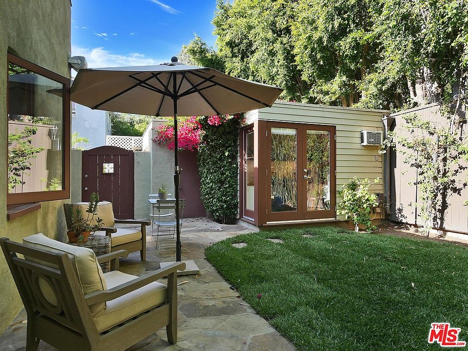 1st image of 2406 Canyon Dr