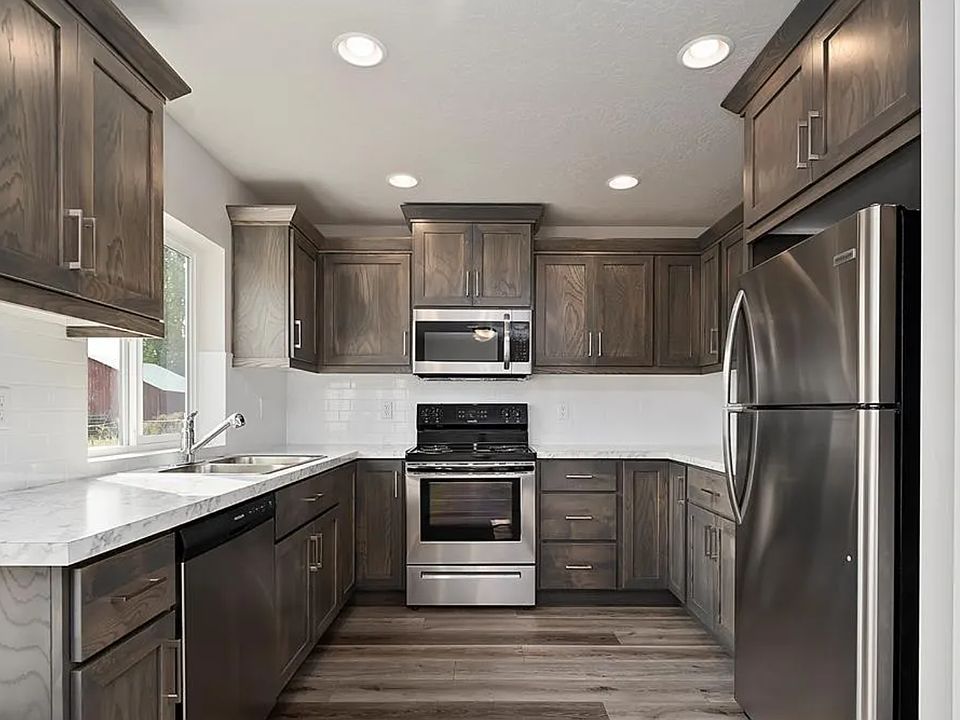 1st image of 2406 N Washington Ave Unit A
