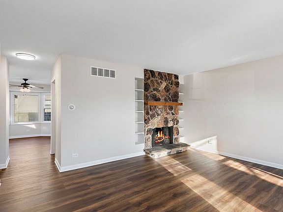 4th image of 1333 Petersburg Ct Unit 0