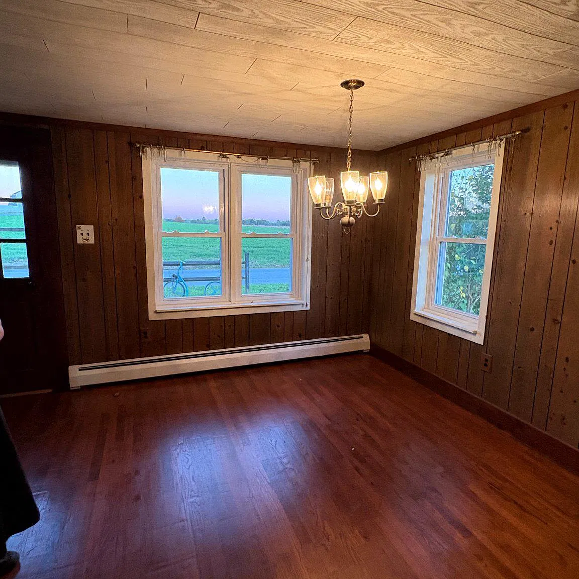 3 bed, 2.0 bath, 1680 sqft, $3,500 — Photo 3
