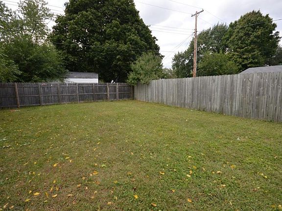 2nd image of 809 Berlin Ave