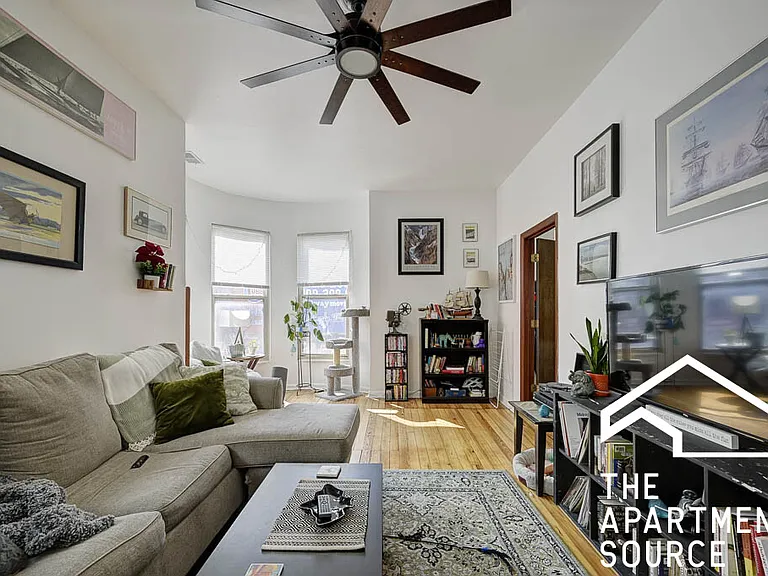 2732 W Chicago Ave #2F — Photo 4