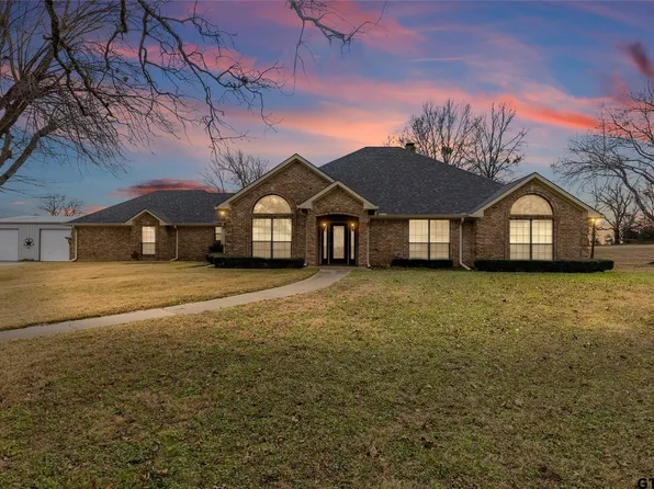 1127 SW County Road 3230, Winnsboro, TX 75494