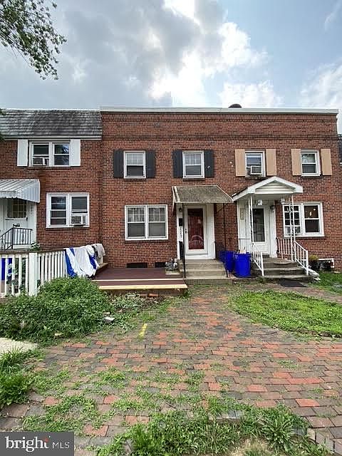1st image of 2249 Adrian St